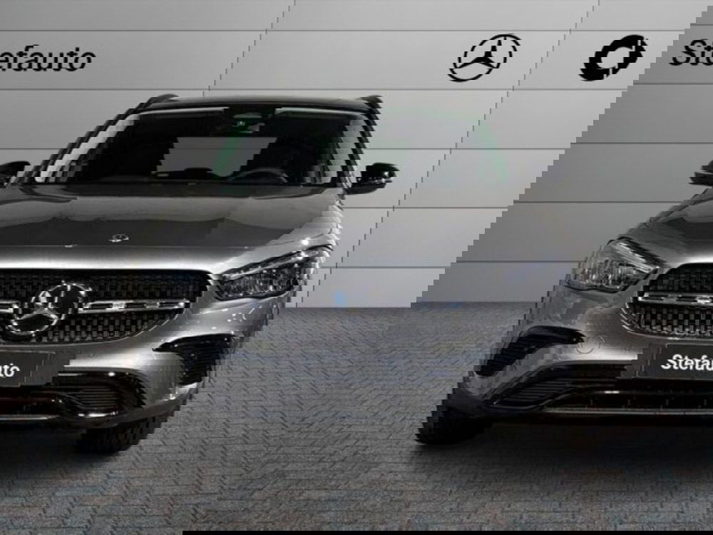 Mercedes-Benz GLA SUV nuova a Bologna (4)