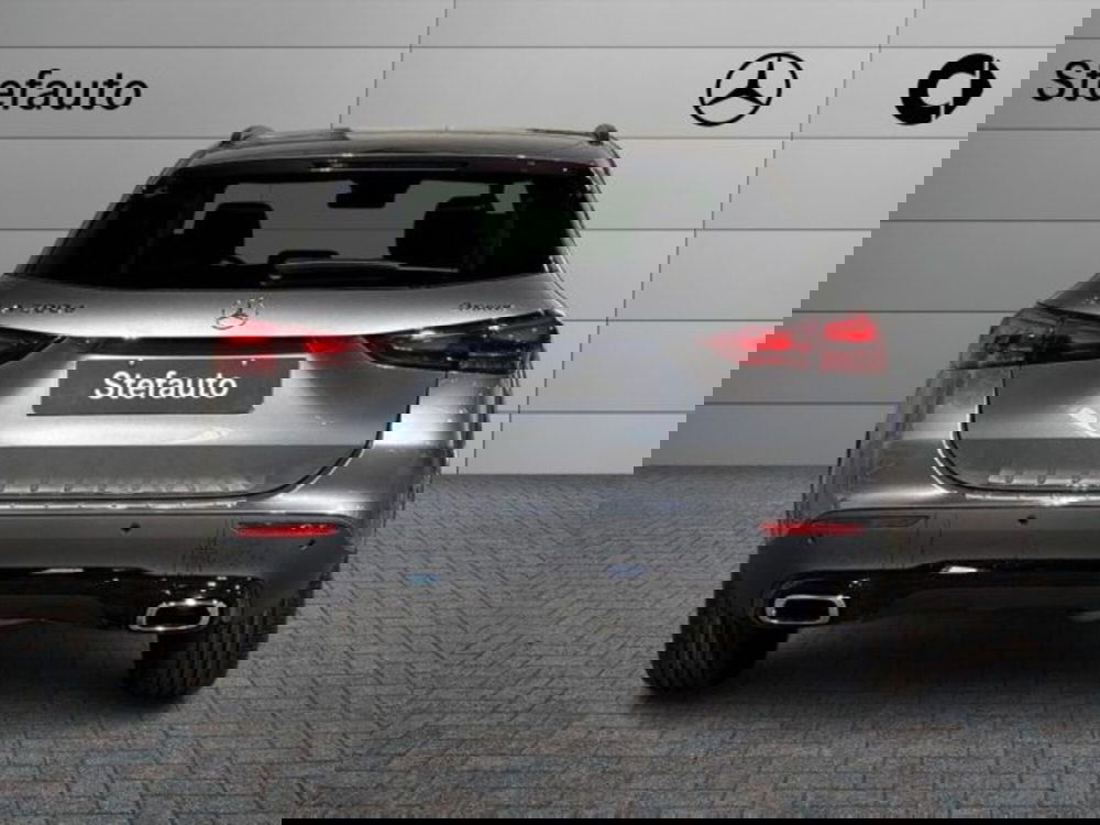 Mercedes-Benz GLA SUV nuova a Bologna (6)