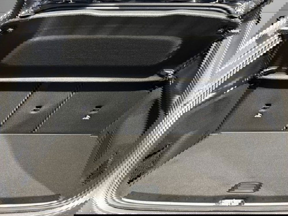 Mercedes-Benz GLA SUV nuova a Bologna (7)