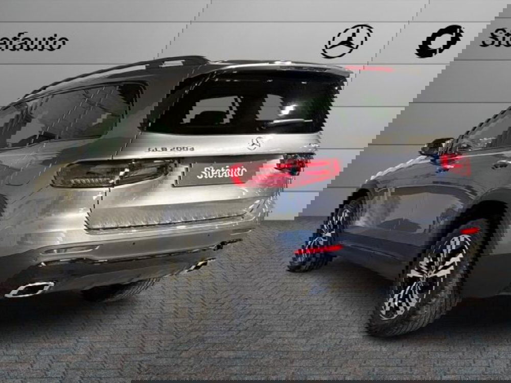 Mercedes-Benz GLB nuova a Bologna (5)