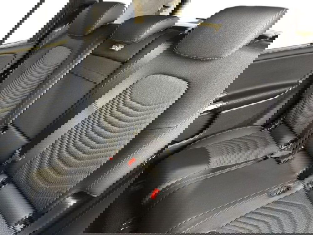 Mercedes-Benz GLB nuova a Bologna (9)