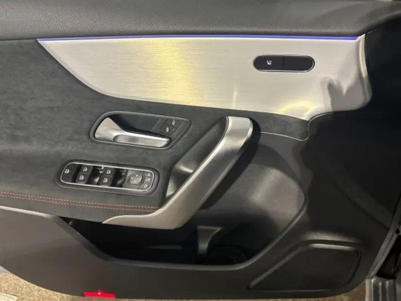 Mercedes-Benz Classe A nuova a Bologna (3)