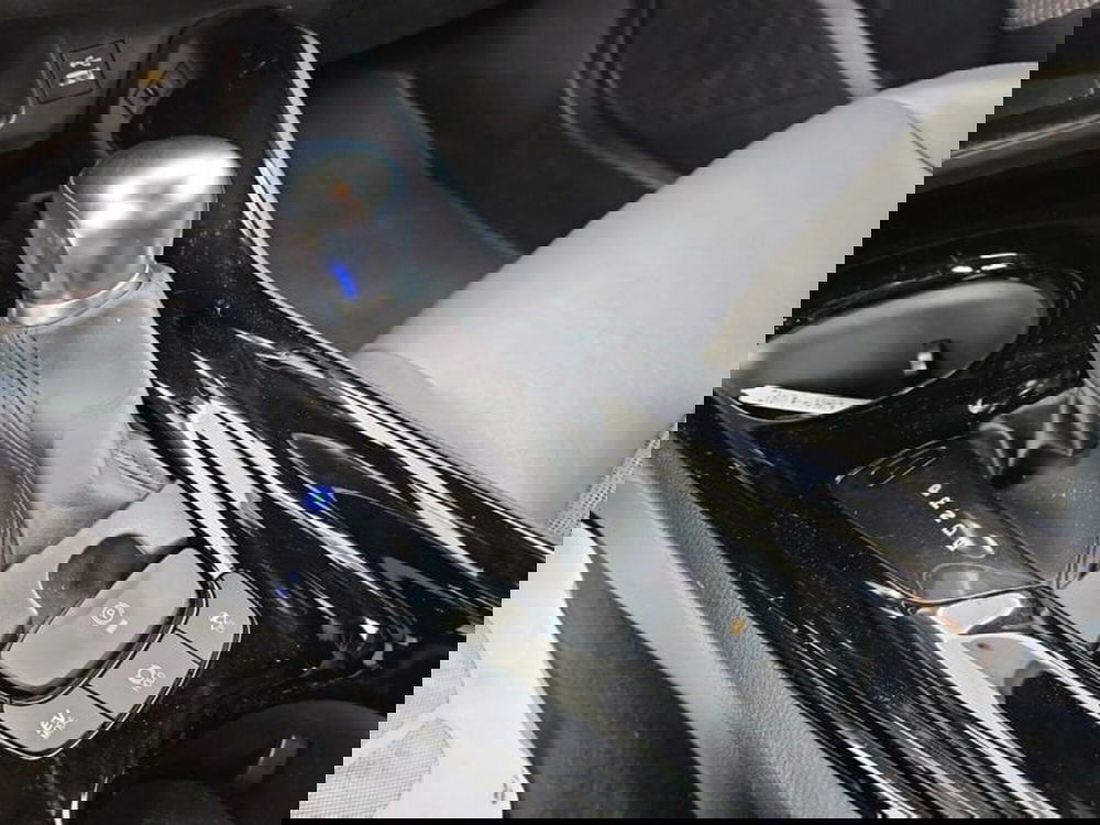 Toyota Toyota C-HR usata a Vicenza (13)