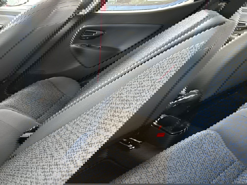 Lancia Ypsilon usata a Reggio Emilia (11)