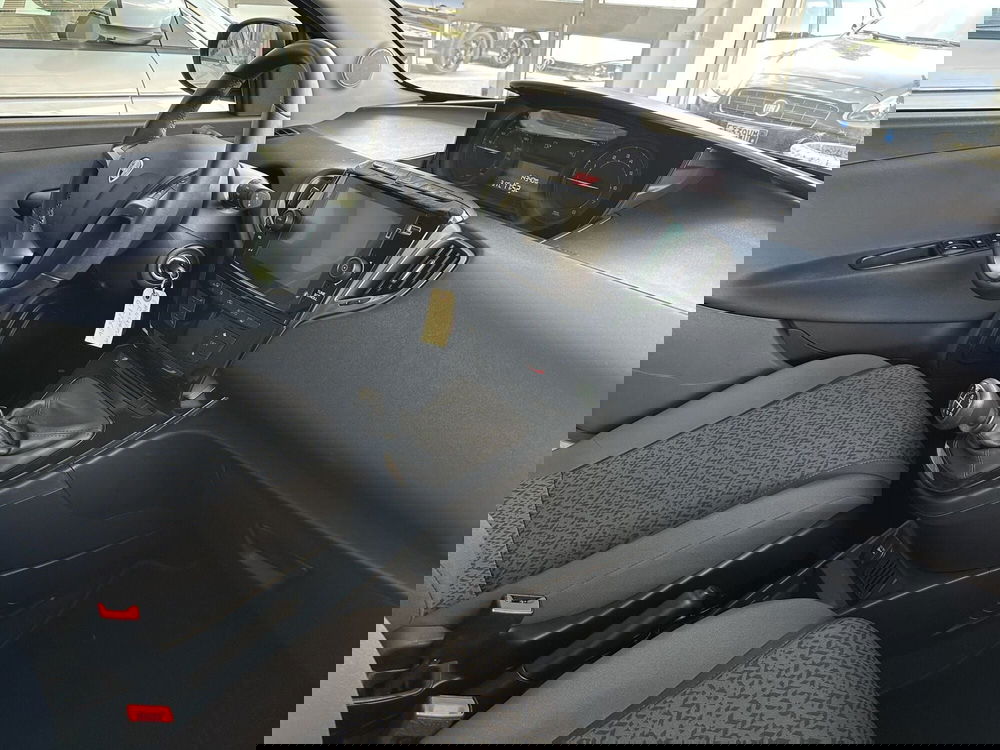 Lancia Ypsilon usata a Reggio Emilia (9)