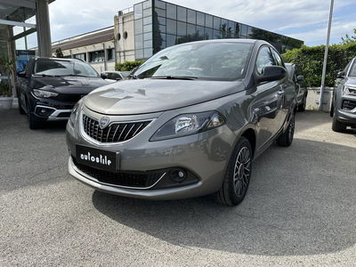 Lancia Ypsilon 1.0 FireFly 5 porte S&amp;S Hybrid Ecochic A. Ferretti del 2024 usata a Castellarano