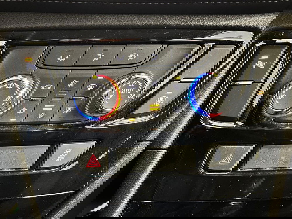 Opel Mokka usata a Bologna (16)