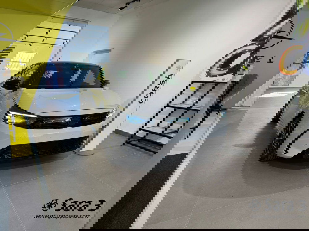 Opel Corsa-e nuova a Benevento (2)