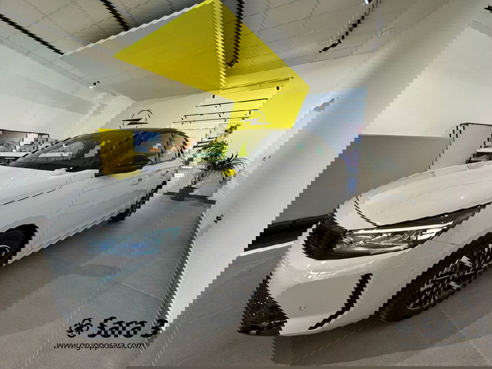 Opel Corsa-e nuova a Benevento (3)