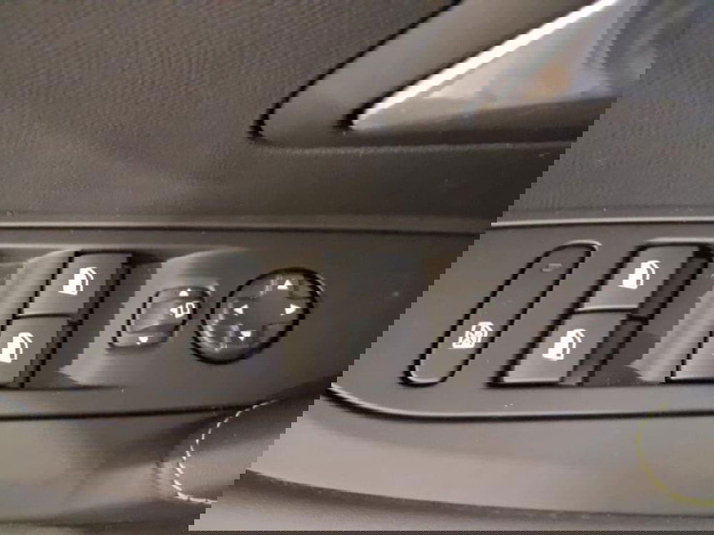 Peugeot 208 usata a Genova (12)