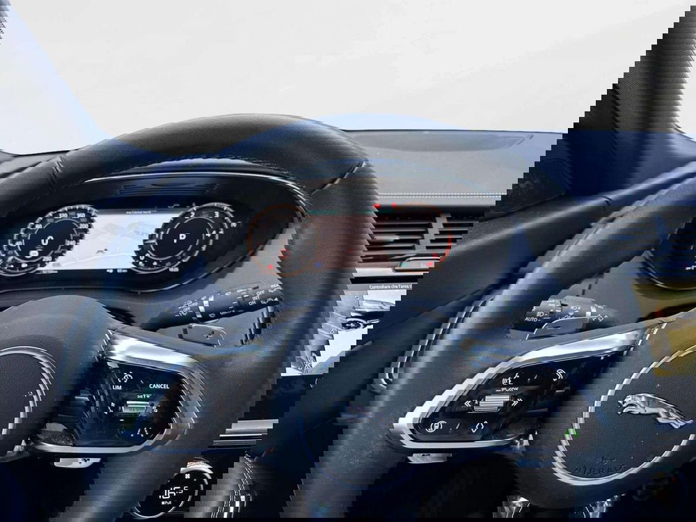 Jaguar E-Pace usata a Siena (10)