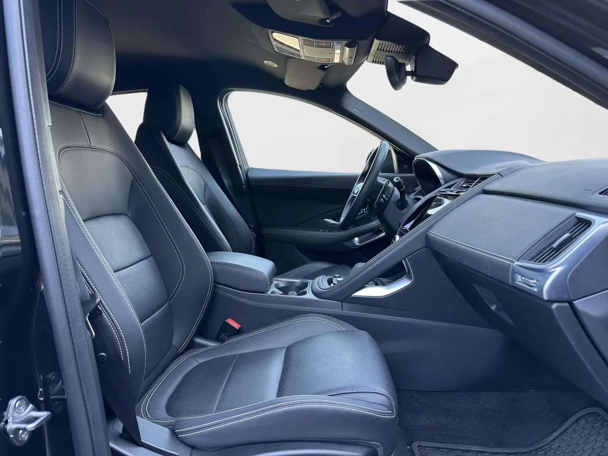 Jaguar E-Pace usata a Siena (3)