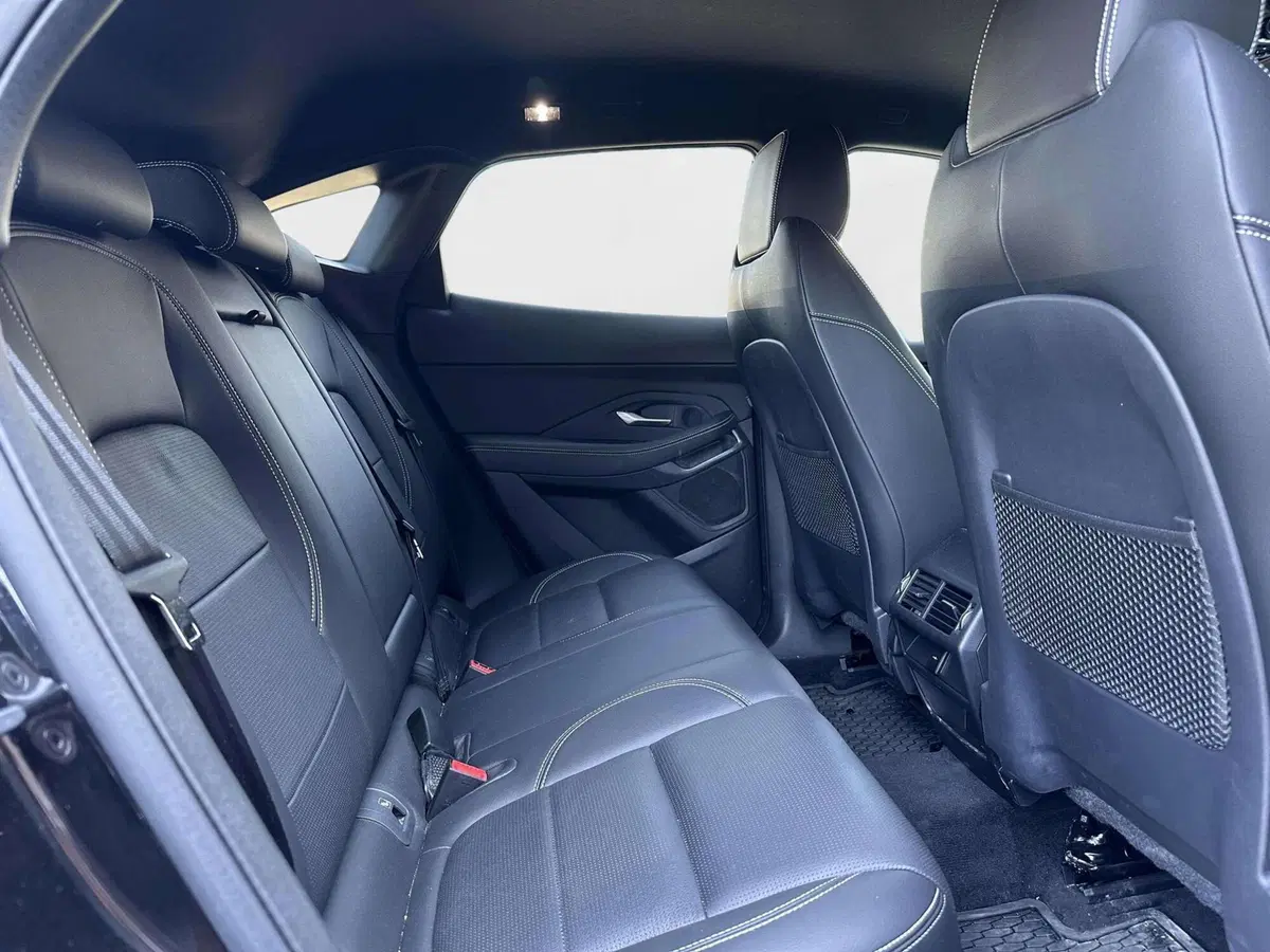 Jaguar E-Pace usata a Siena (5)