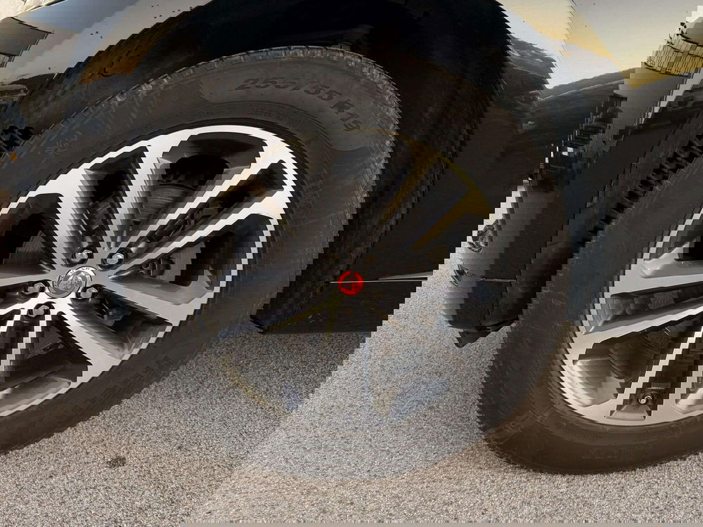 Jaguar F-Pace usata a Siena (9)