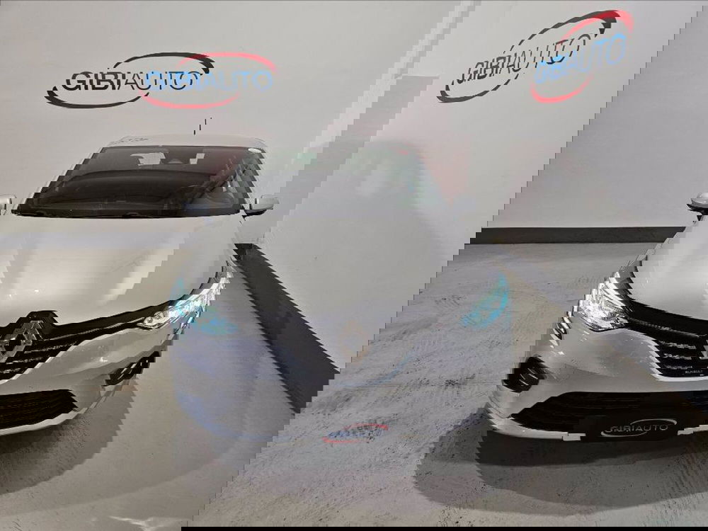 Renault Clio usata a Palermo (2)