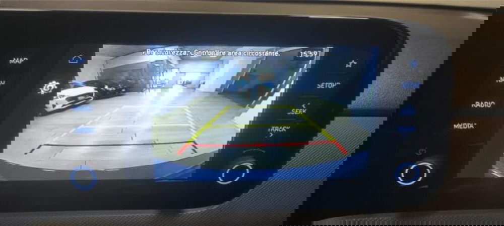 Hyundai i10 nuova a Bari (15)