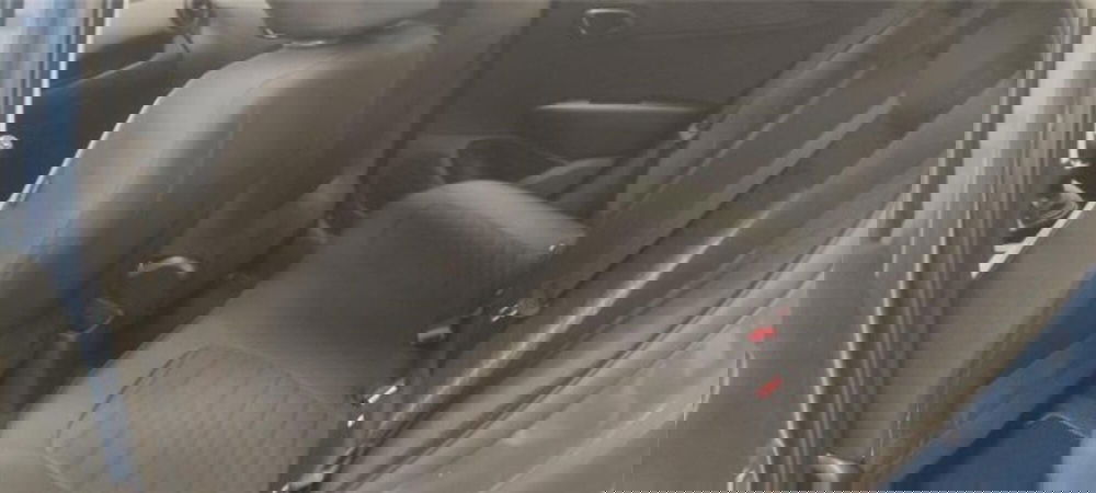 Hyundai i10 nuova a Bari (8)