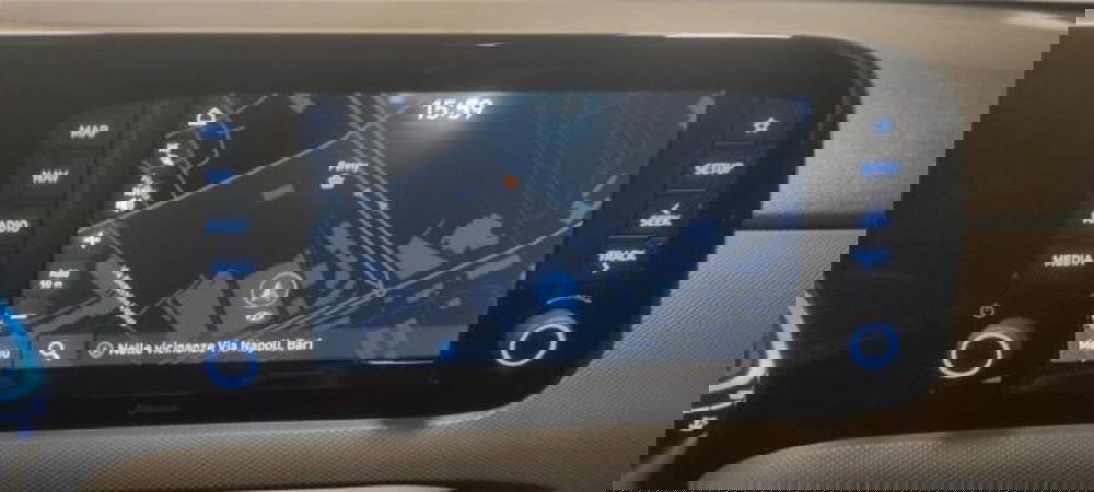 Hyundai i10 nuova a Bari (9)