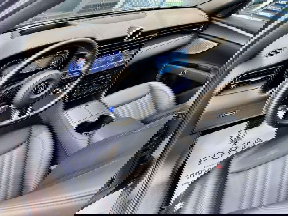 Maserati Grecale usata a Torino (9)