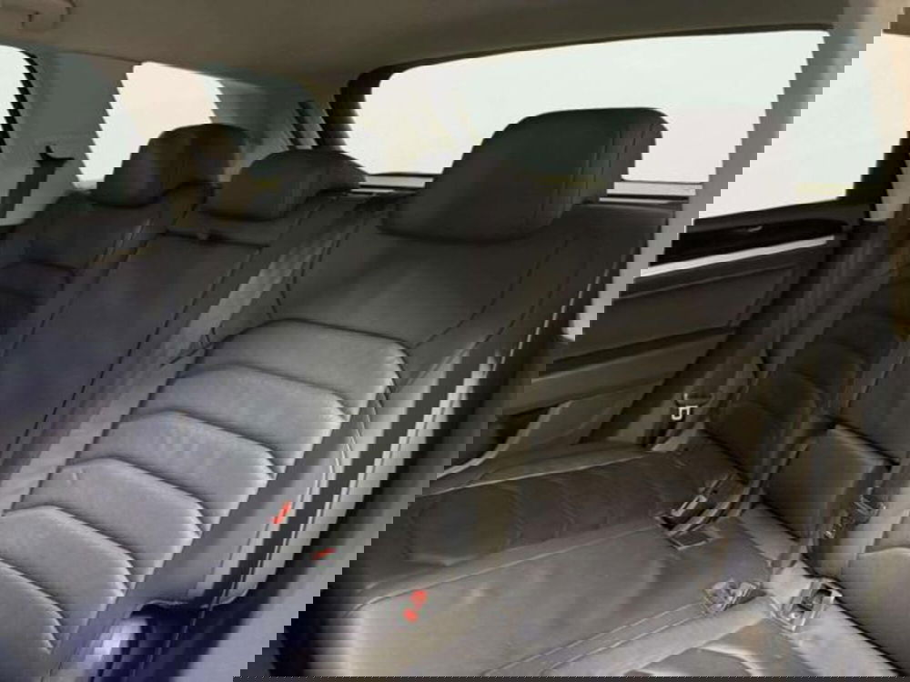 Volkswagen Touareg usata a Firenze (14)