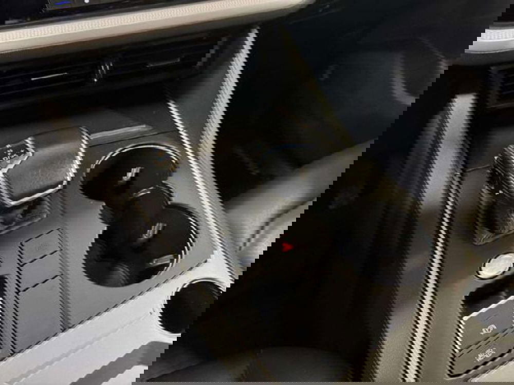 Volkswagen Touareg usata a Firenze (18)