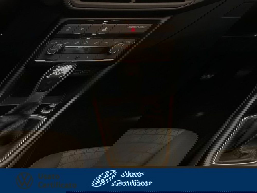 Volkswagen T-Cross usata a Vicenza (10)