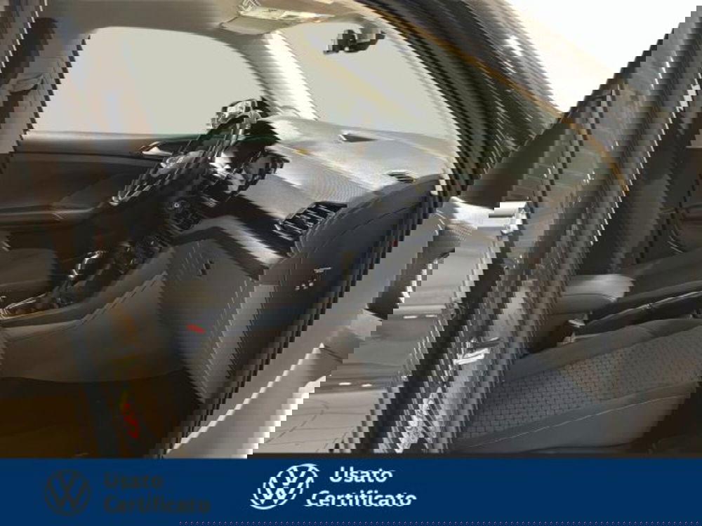 Volkswagen T-Cross usata a Vicenza (6)