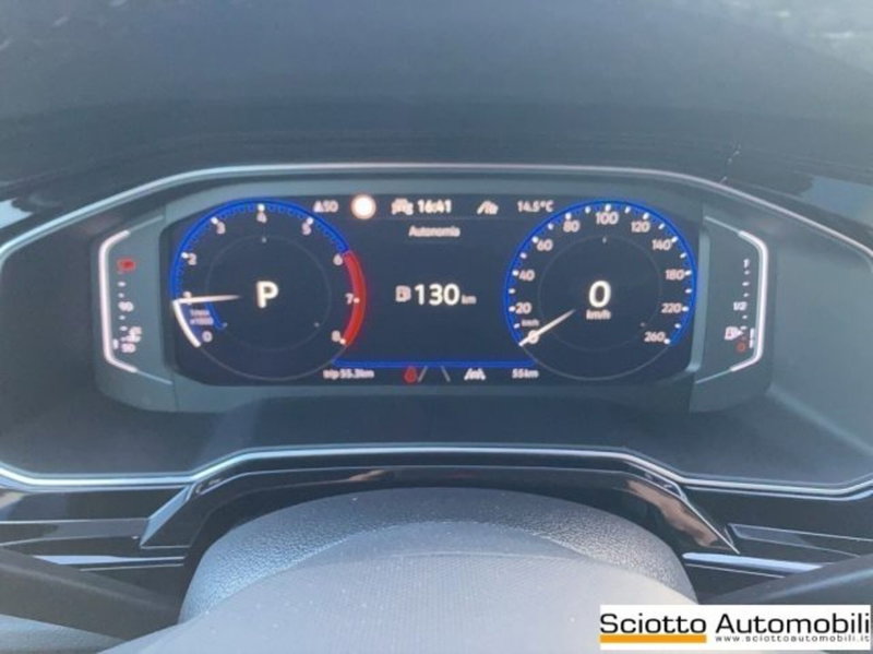 Volkswagen Polo nuova a Messina (11)