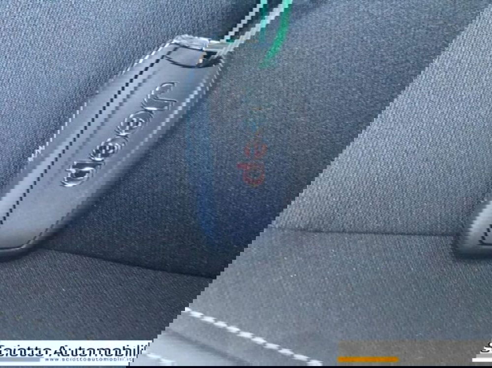 Jeep Avenger nuova a Messina (20)