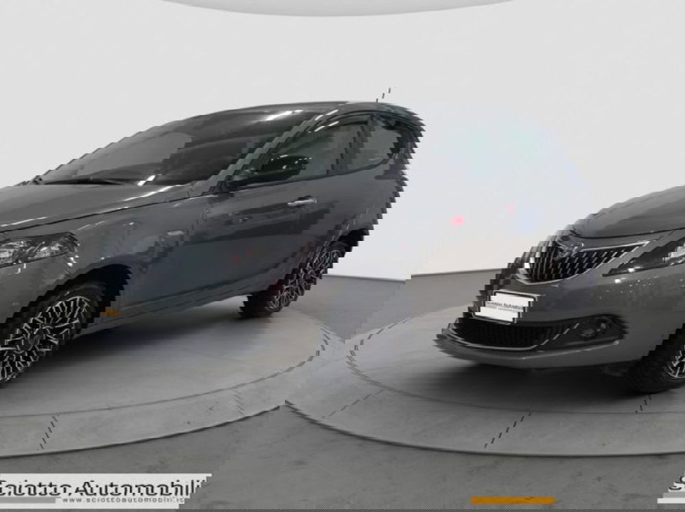 Lancia Ypsilon usata a Messina (2)