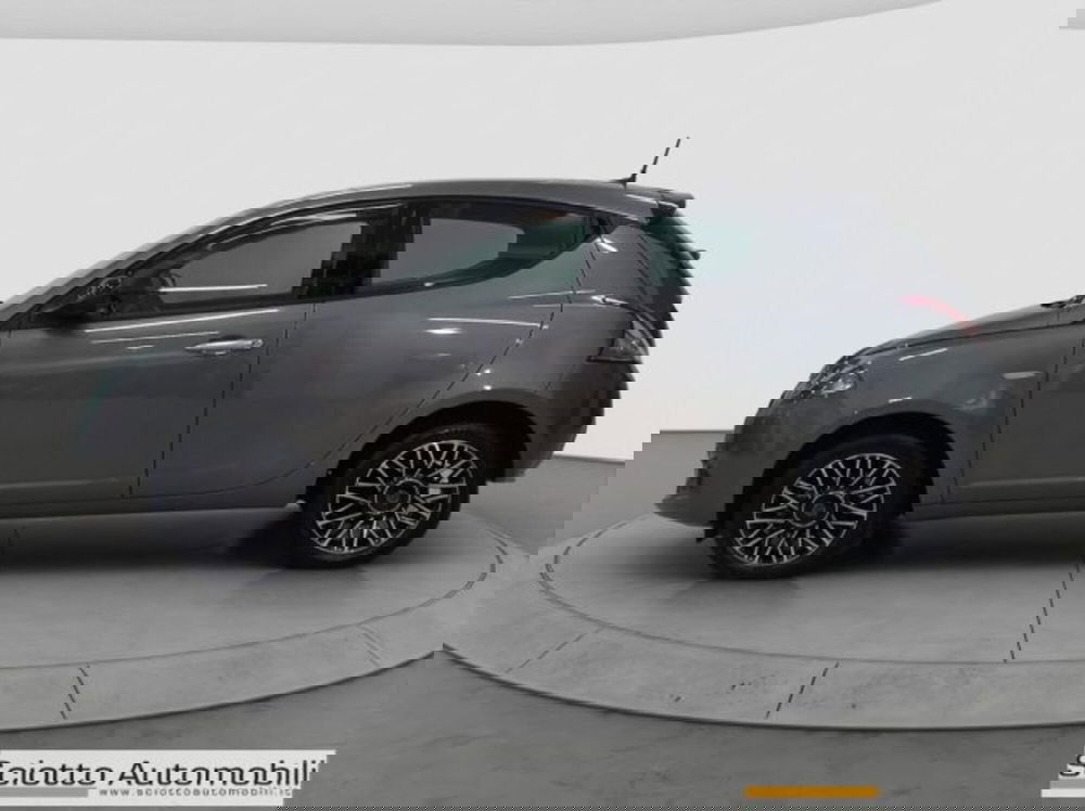 Lancia Ypsilon usata a Messina (3)