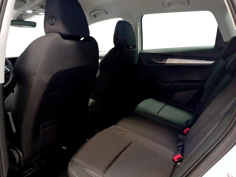 Skoda Karoq nuova a Piacenza (10)