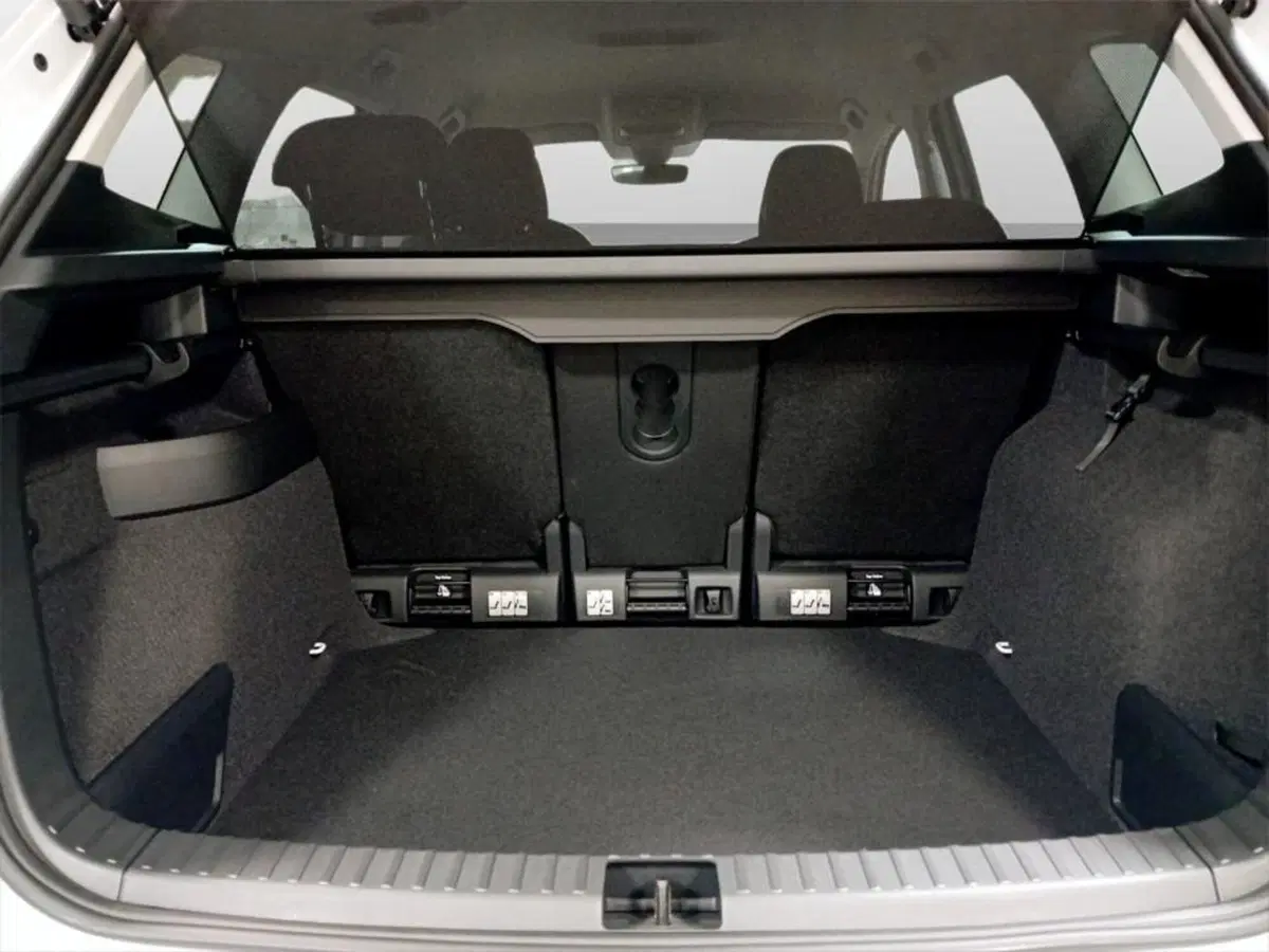 Skoda Karoq nuova a Piacenza (7)