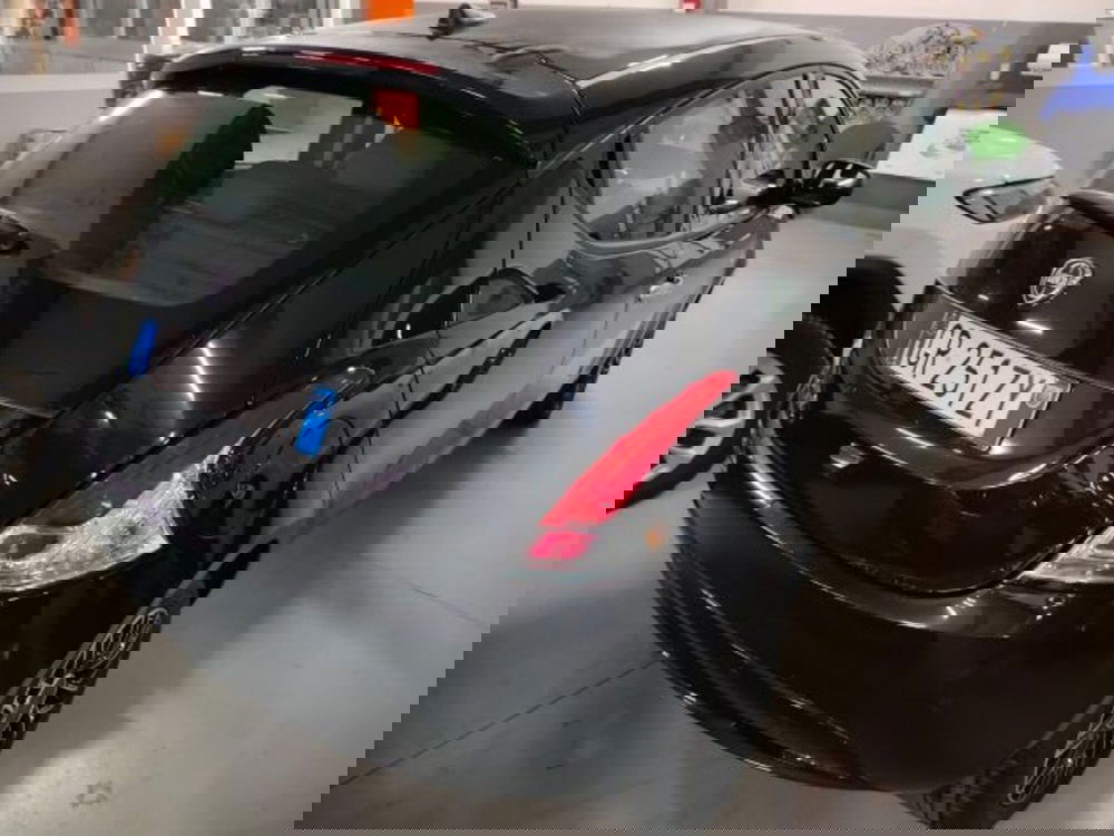 Lancia Ypsilon usata a Forlì-Cesena (12)