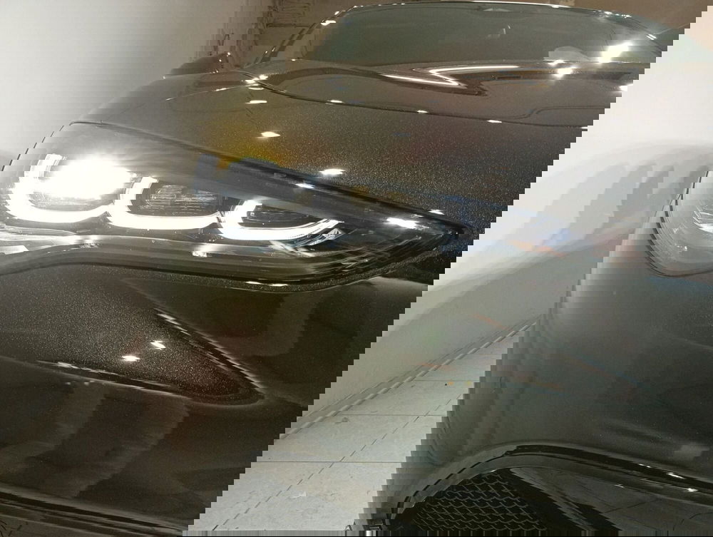 Alfa Romeo Stelvio nuova a Teramo (8)