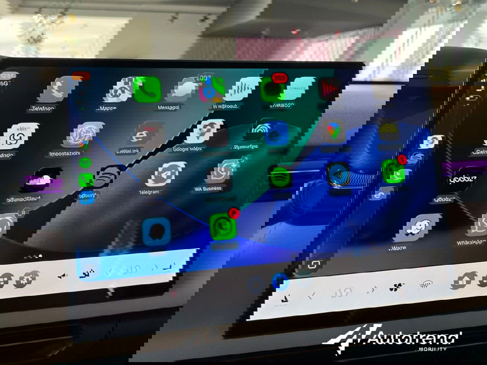 Lynk & Co 08 nuova a Bari (16)