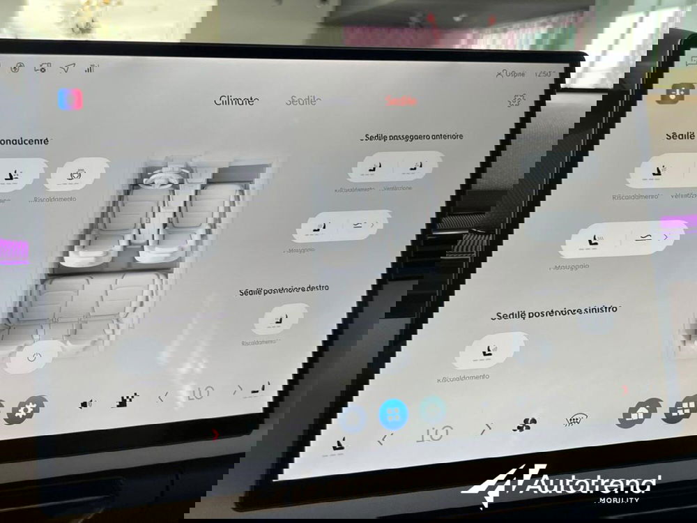 Lynk & Co 08 nuova a Bari (19)