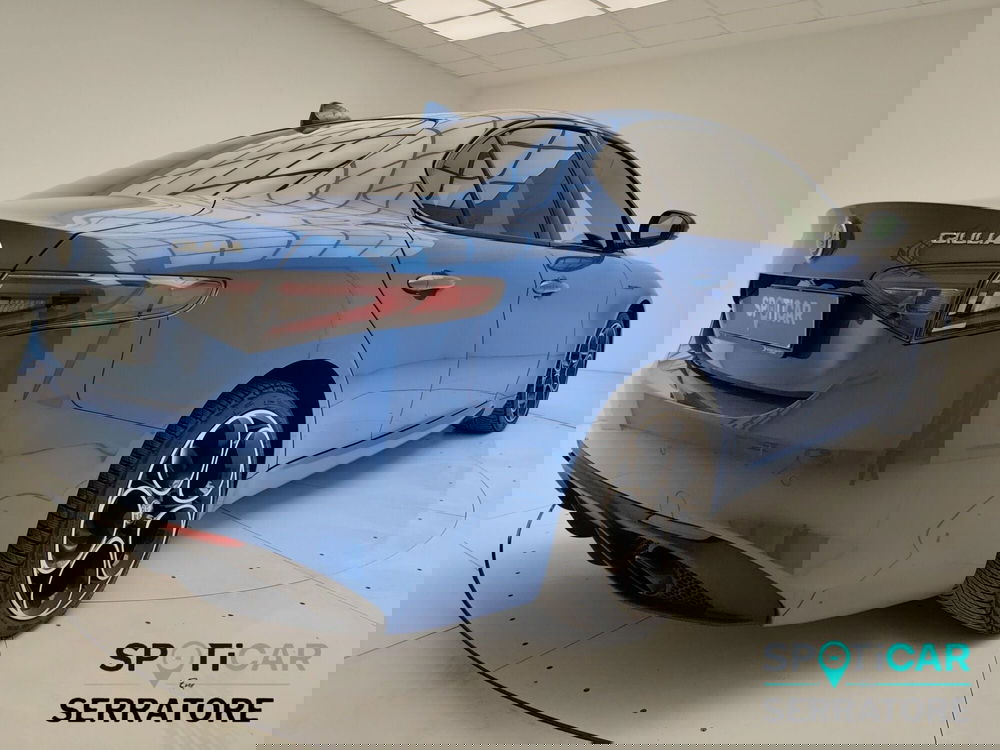 Alfa Romeo Giulia usata a Como (6)