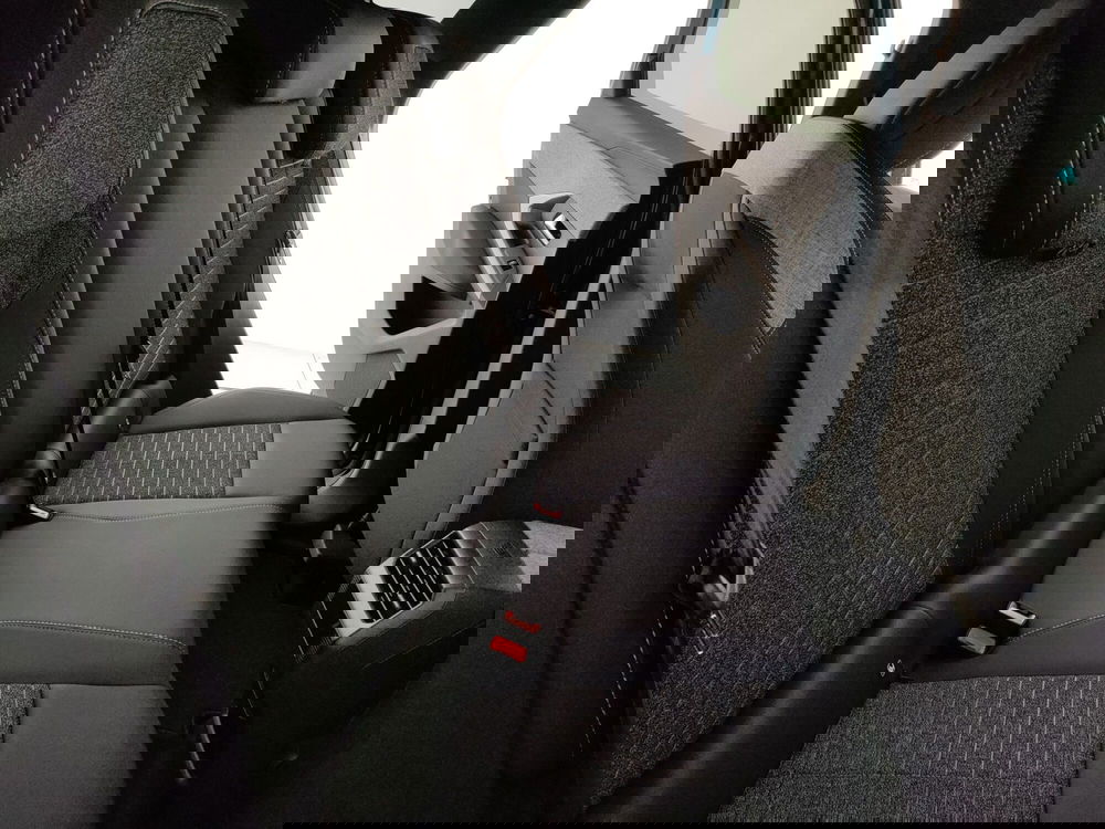 Peugeot 3008 nuova a Caserta (11)