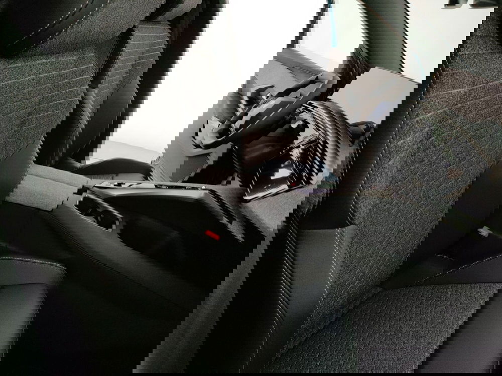 Peugeot 3008 nuova a Caserta (13)