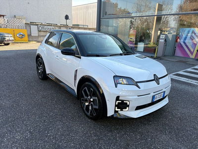 Renault Renault 5 Iconic Cinq comfort range 150cv del 2025 usata a Treviglio