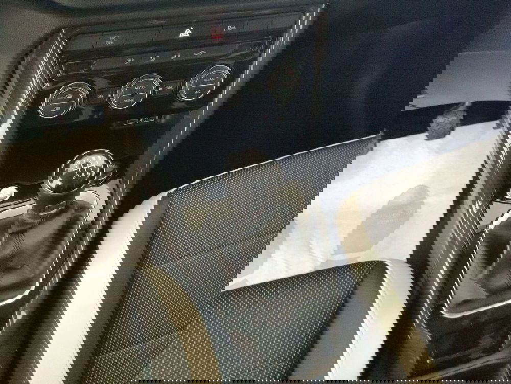 Volkswagen T-Roc usata a Alessandria (9)