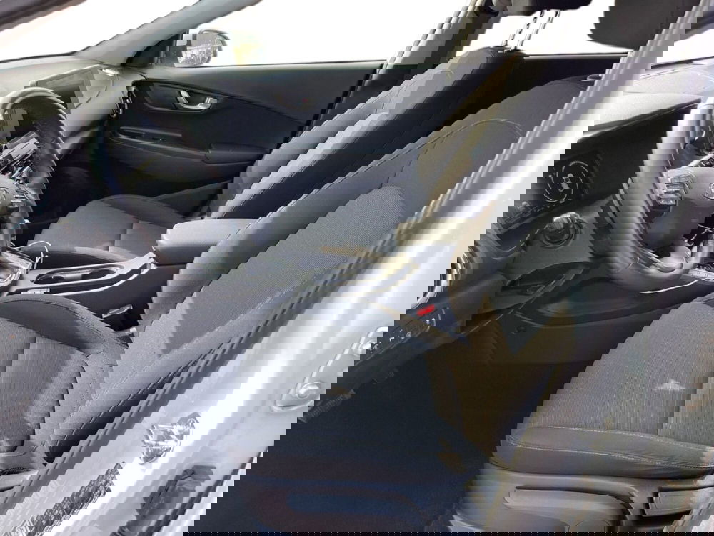 Hyundai Kona usata a Torino (9)