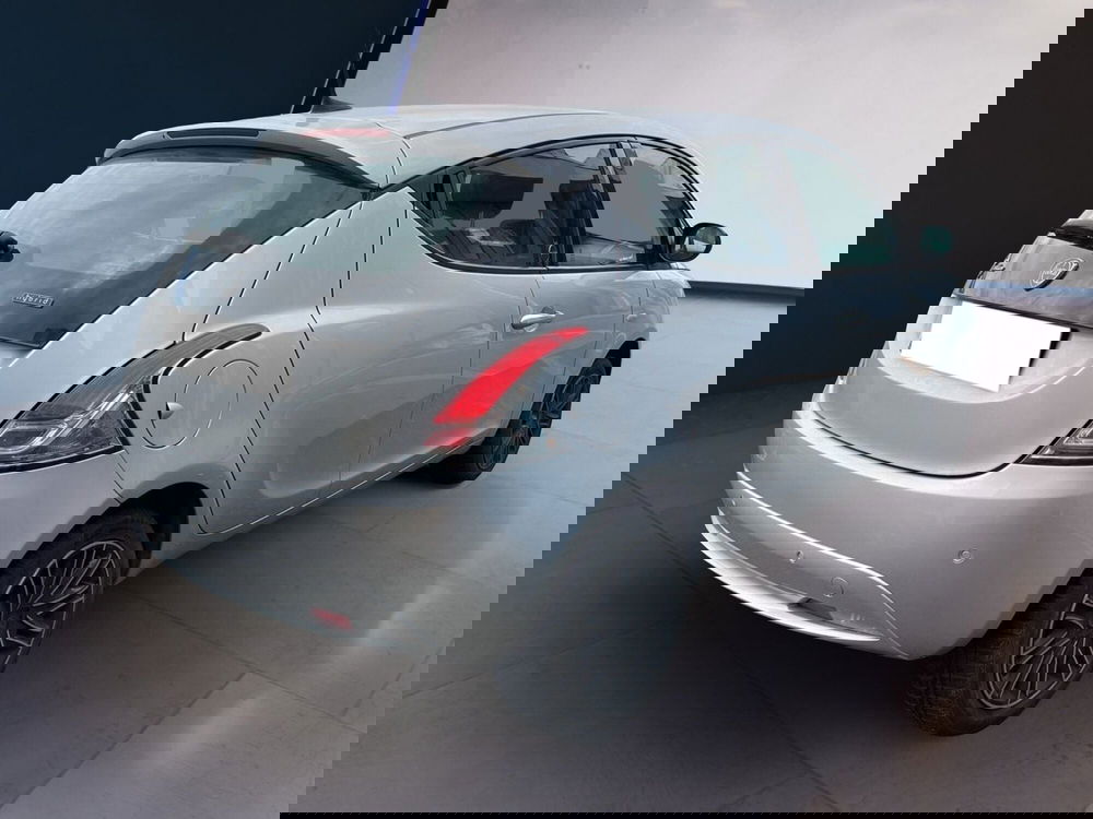 Lancia Ypsilon usata a Torino (4)