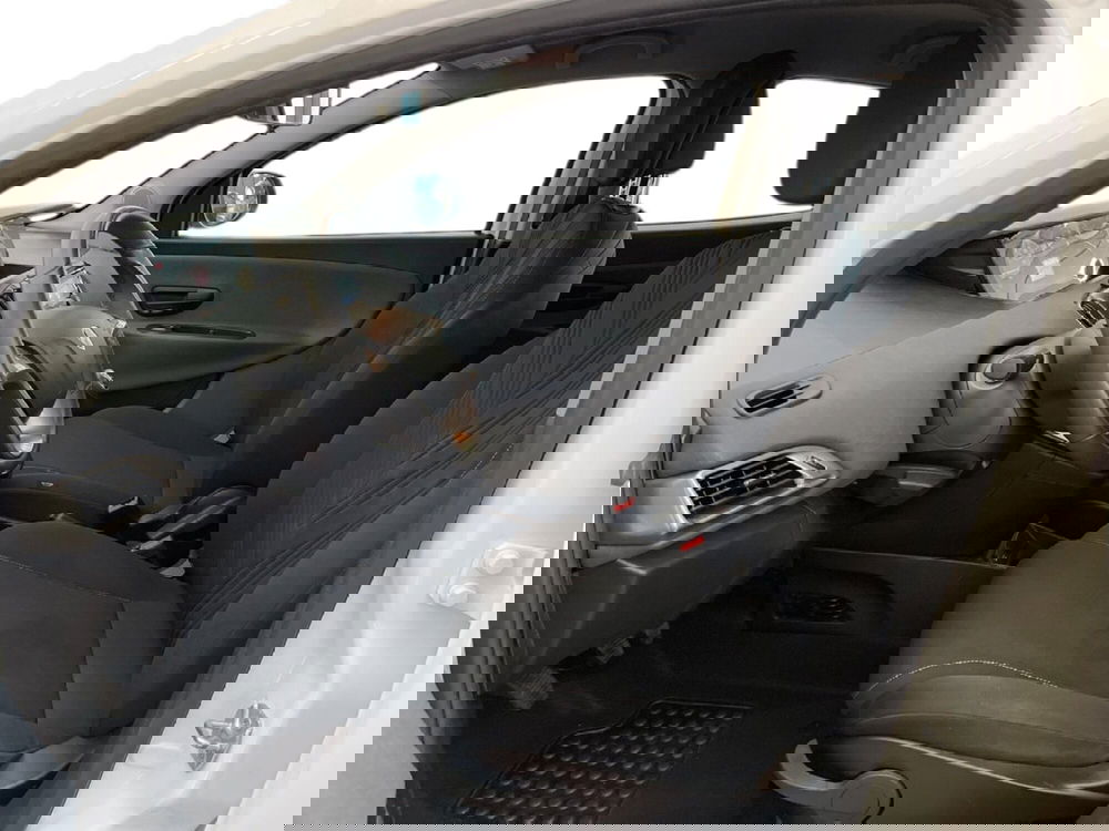 Lancia Ypsilon usata a Torino (9)