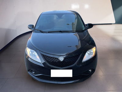 Lancia Ypsilon 1.2 69 CV 5 porte Gold del 2020 usata a Torino