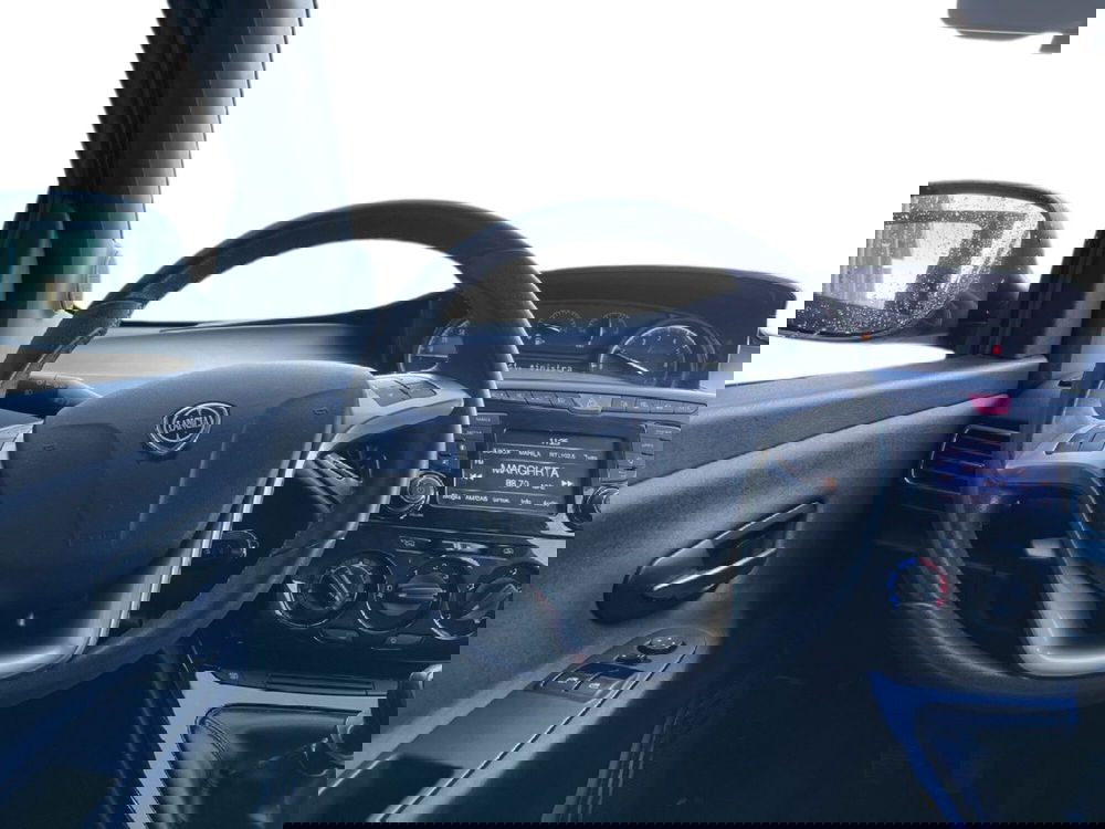 Lancia Ypsilon usata a Torino (11)