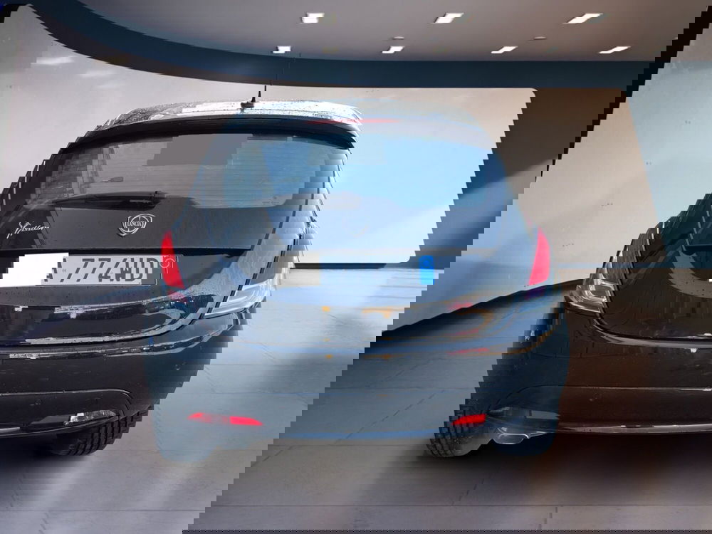 Lancia Ypsilon usata a Torino (5)