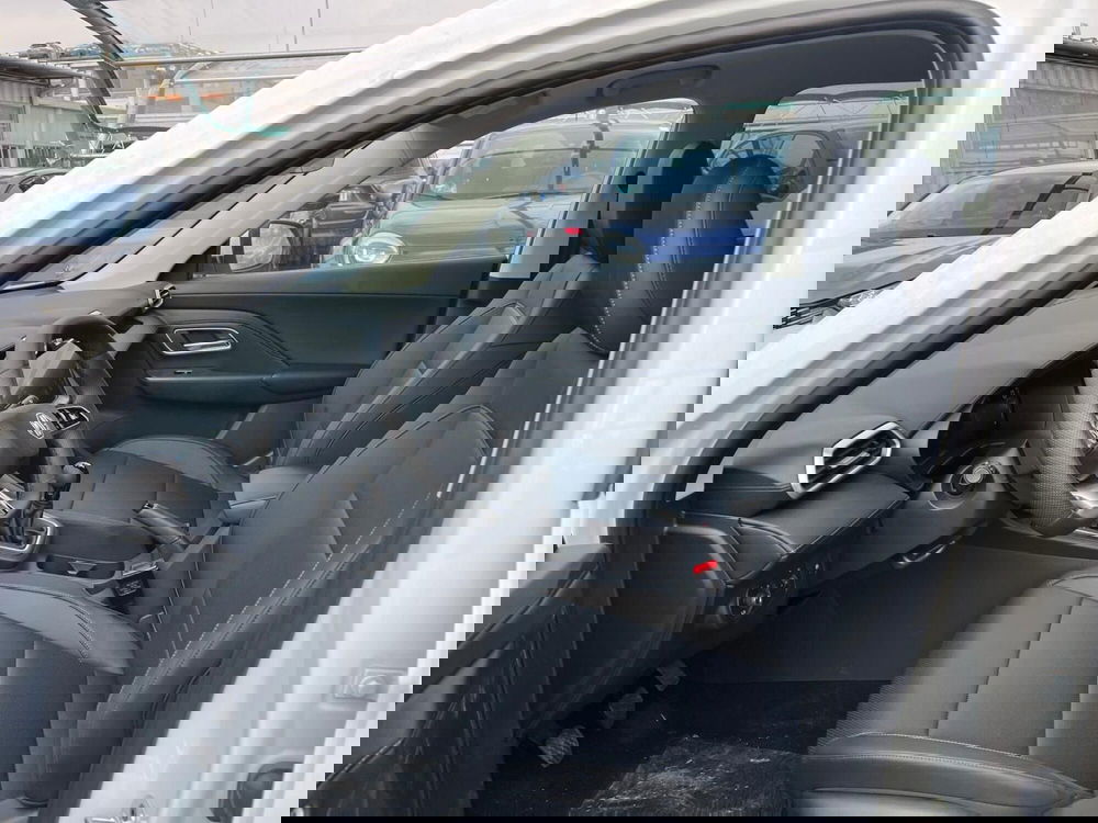 Mg ZS nuova a Milano (12)