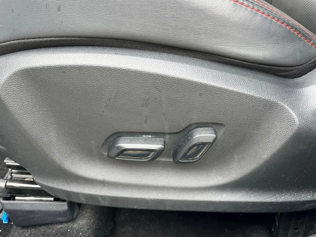Mg ZS (2021-->) usata a Milano (14)